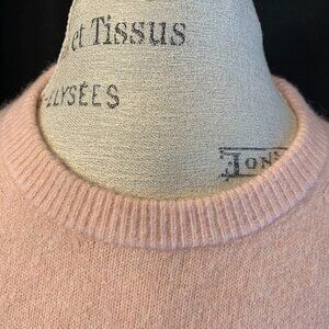 Banana Republic Soft Cozy Swearter: Size M